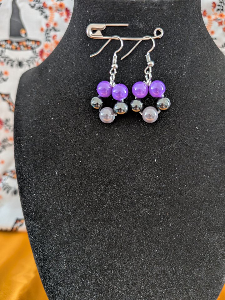 SPOOKY Earrings! product image (1)
