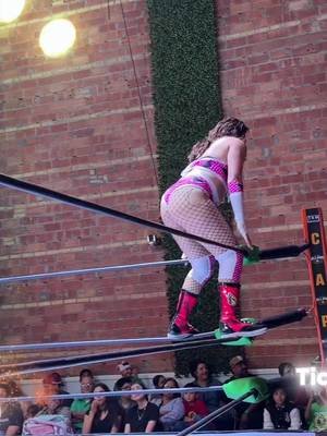 The Women's Division stole the spotlight at PEAK SEASON as 