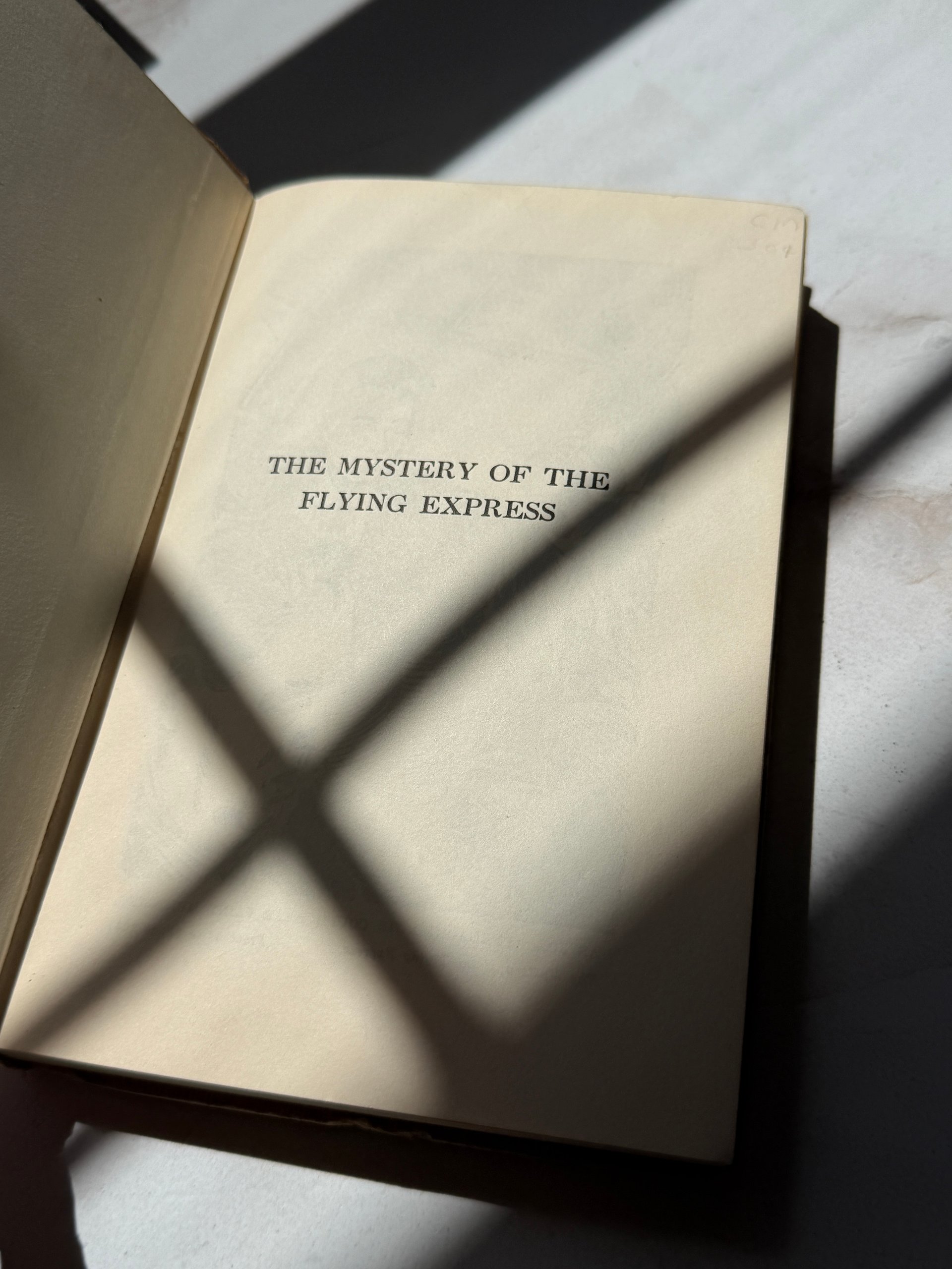 1941 | The Mystery of the Flying Express | Franklin W. Dixon | Hardy Boys #20 Vintage Hardcover product image (4)