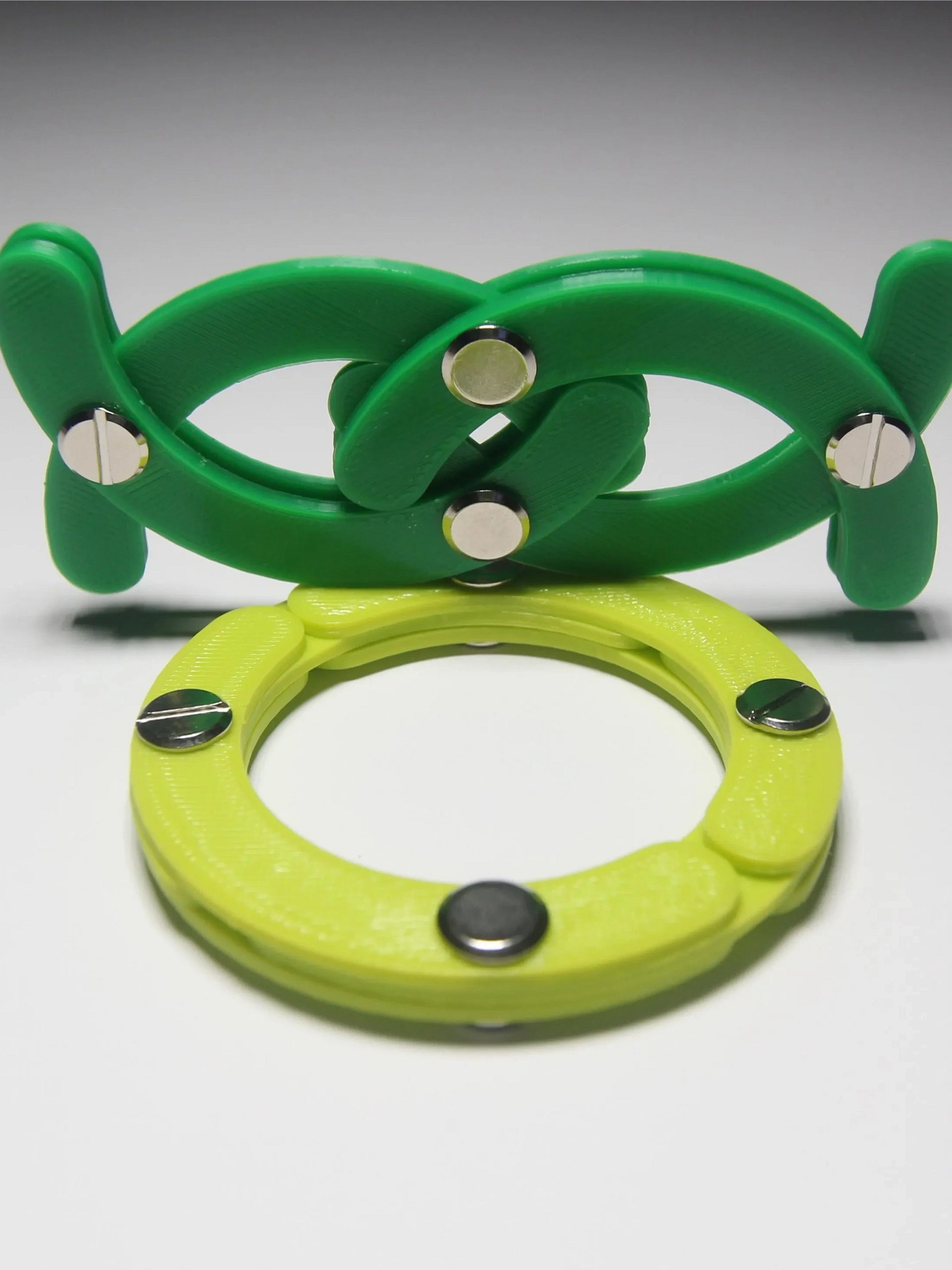 CollapCircle - The Collapsible Fidget Toy Ring product image (2)