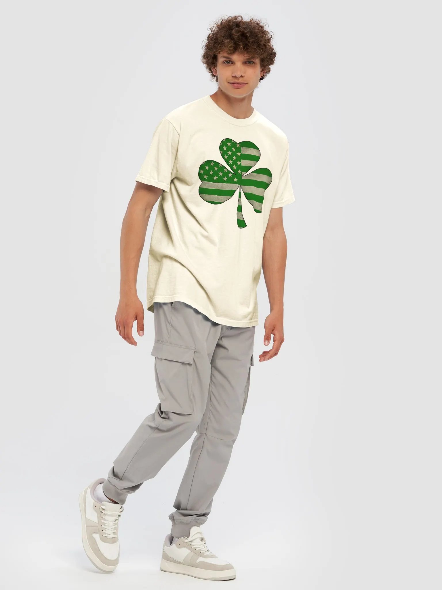 Patriotic Shamrock Tee product image (31)