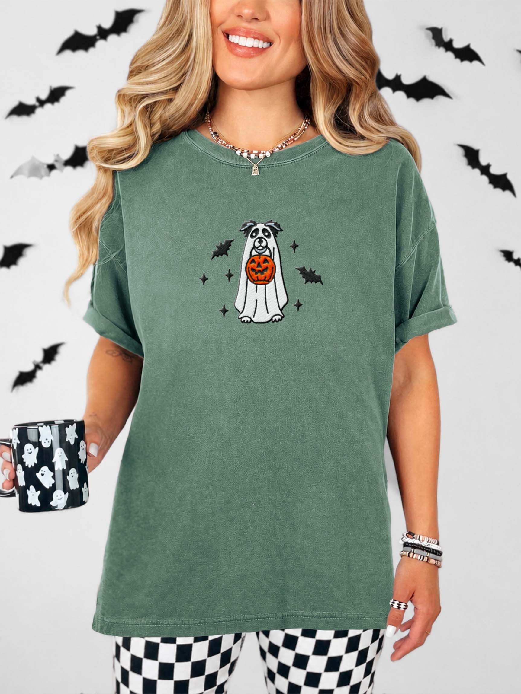 Halloween Australian Shepherd(Black & White) Embroidered T-Shirt product image (2)