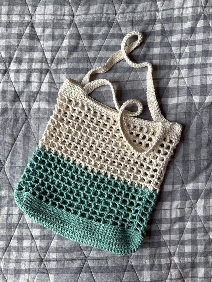 Crochet Two-Tone Mini Tote Bag product image (1)