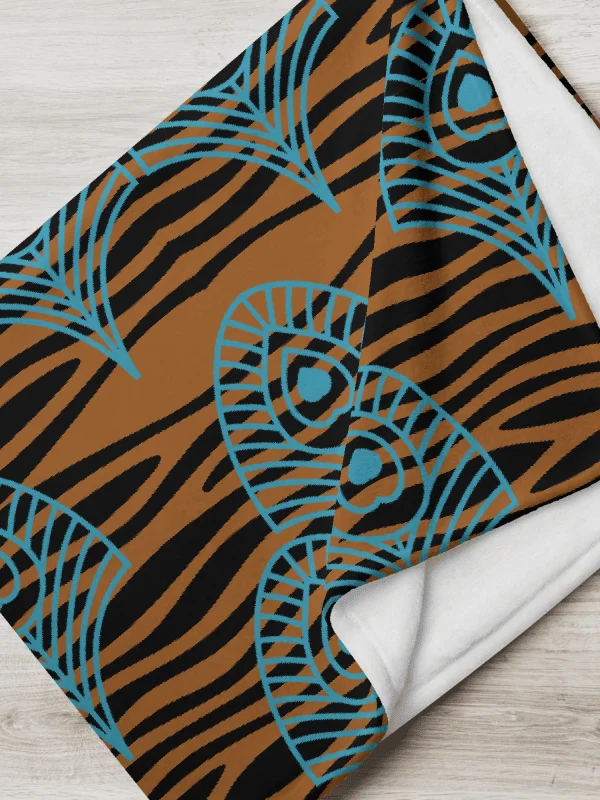 Brown Peacock Feathers Paradise Throw Blanket product image (6)