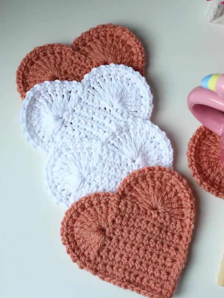 Yasmin Heart Coaster - crochet heart coaster PDF pattern/ coaster crochet pattern/ heart shaped coaster/ crochet heart appliqué/ crochet pattern digital download product image (2)