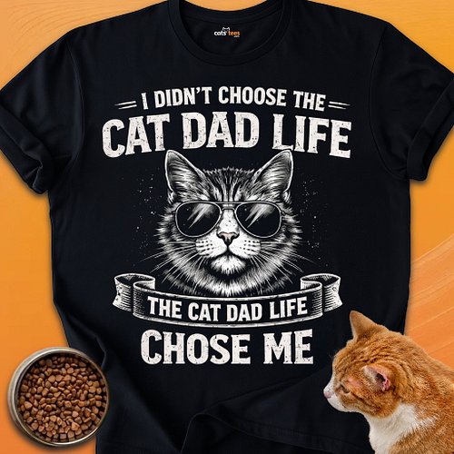 🐱 Cats are calling… and your wardrobe needs to answer! 🐱
Add a touch of purr-fection to your style with our adorable cat tees...