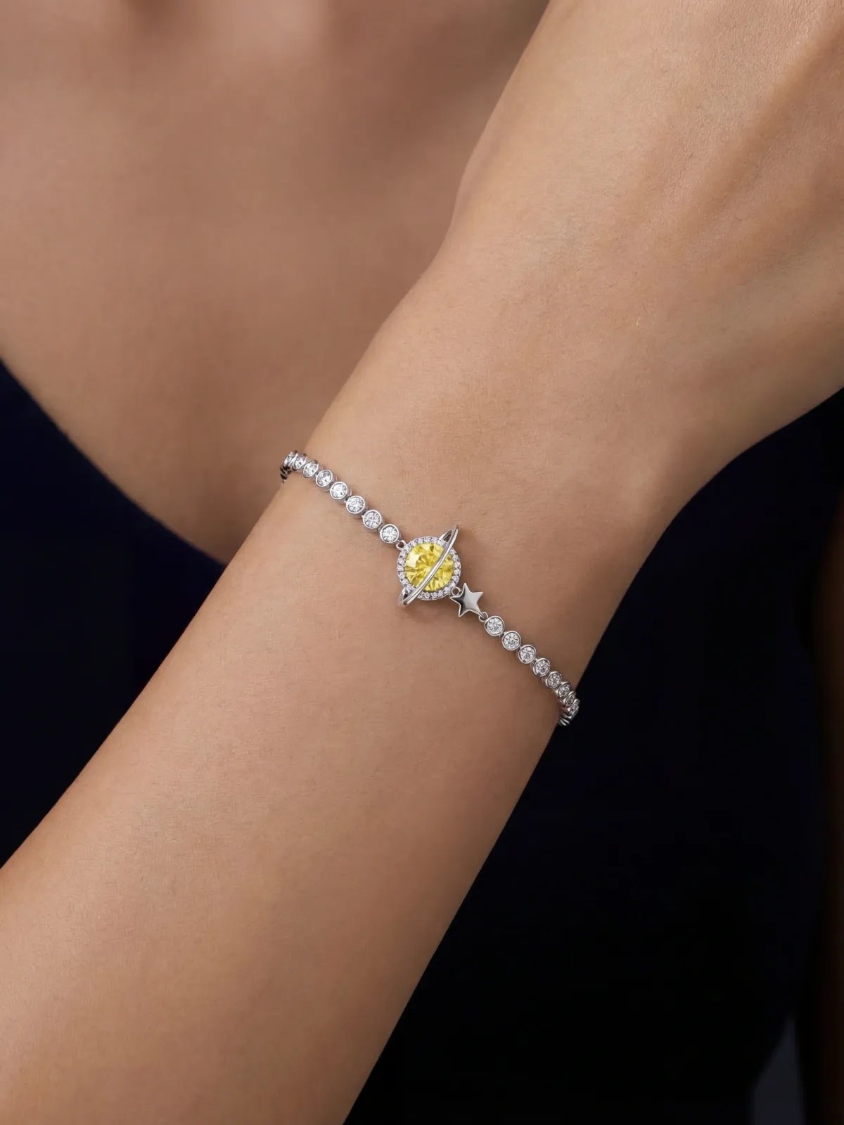 Astra Bracelet product image (2)