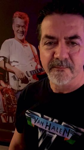 Good stuff happening on the podcasts & with the band. Hit our links in bio. #Podcasts #youtube #gilliverse #rockshoplive