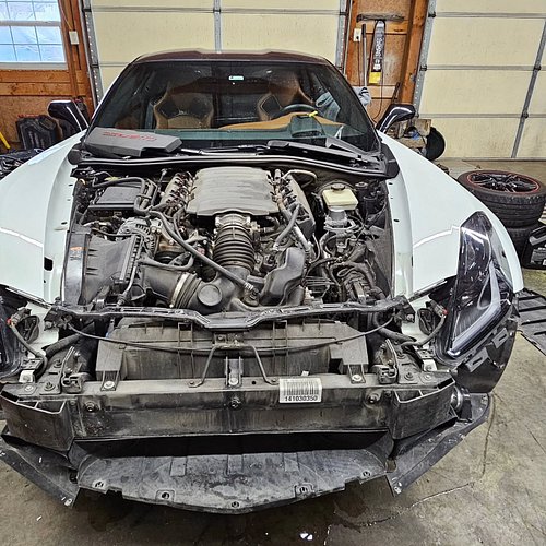 Poor Corvette 🥲

New crate engine inbound! It'll all seem like just a bad dream very soon 😂

#bentune #GM #Chevrolet #Corvett...