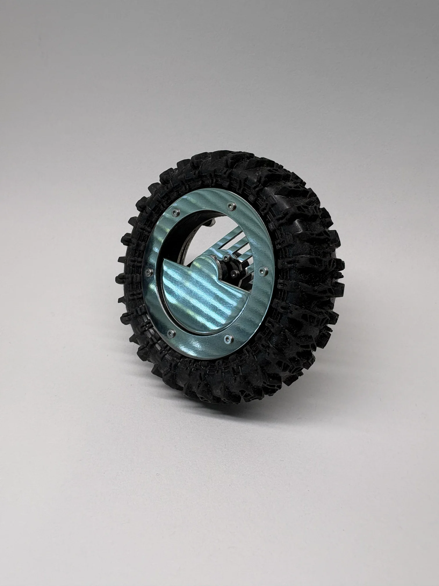 1.8" v2 Floater Wheels - "Stunner" wheel face with "Horizon" floater product image (1)