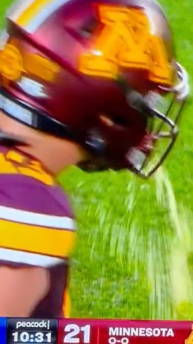 Gopher football is so back...

🎥: X - doodleinwbl

#universityofminnesota #collegefootball #minnesotagophers