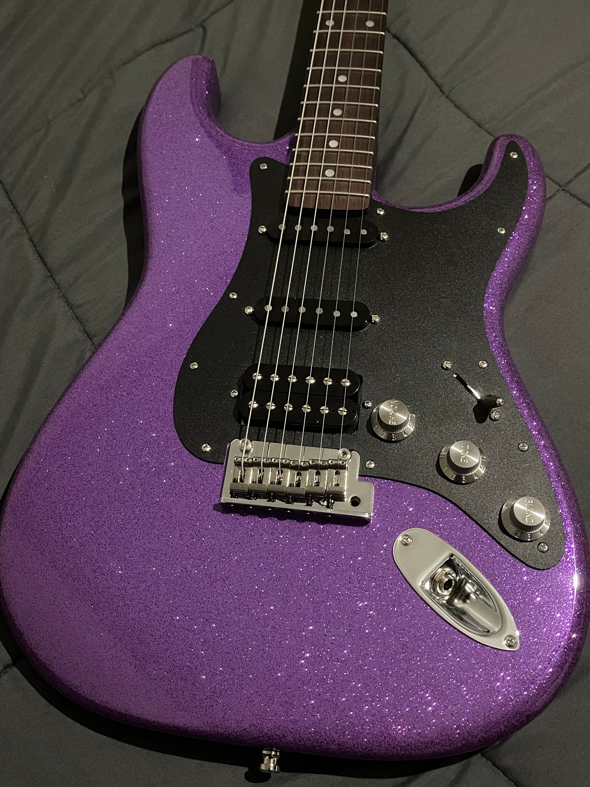 GD Guitars “Prince” Super S 2025 - Purple Sparkle - Custom GD Pickup Set - Solid Rosewood Neck - With Case - Titanium Parts product image (11)