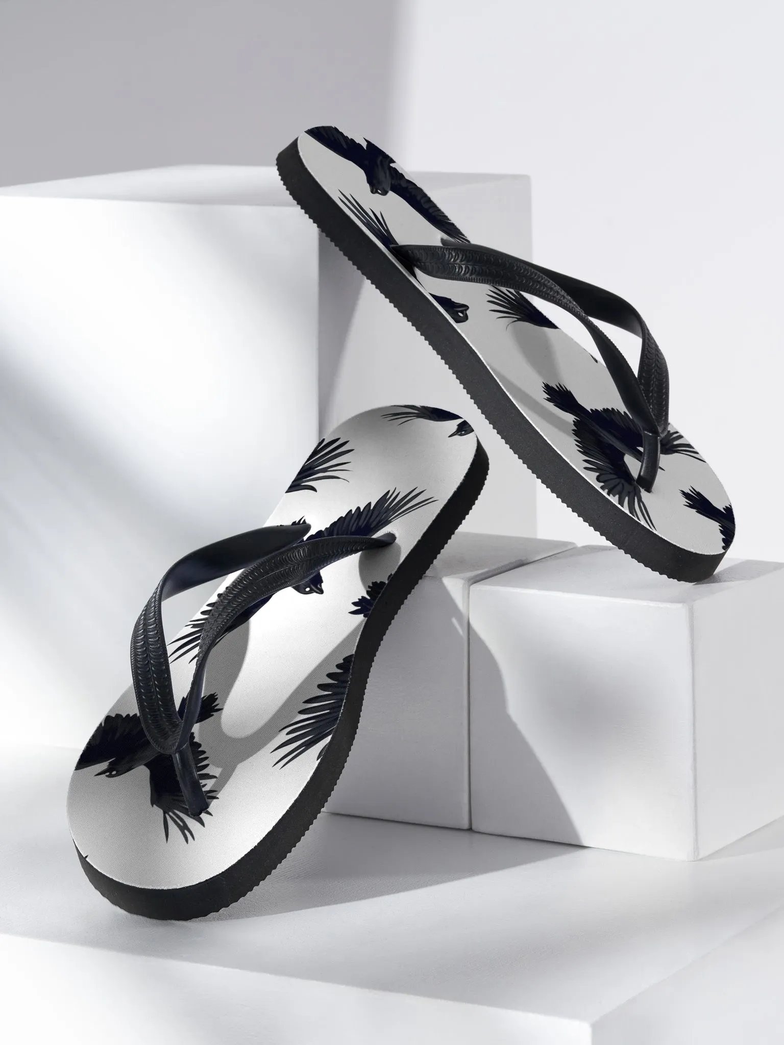 Flip-Flops – Mysterious black birds 🖤🐦 product image (2)