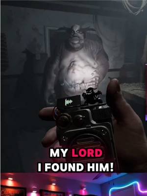 Found the demon in Demonologist, he’s really big which means there’s just more of him to fear. #Demonologist #horrorgame #jumpscare #twitch #funny