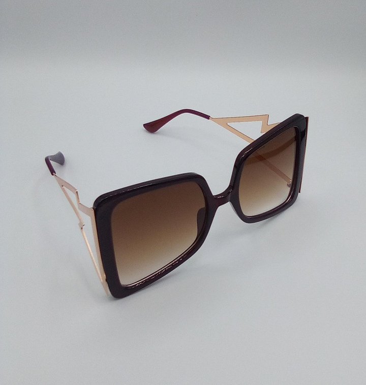 Strikenly Beautiful product image (2)