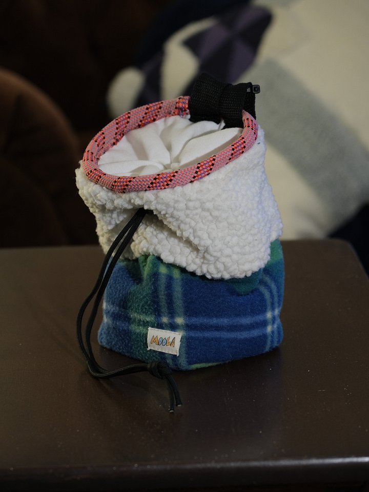 Sheepy Flannel Chalk Bag product image (2)