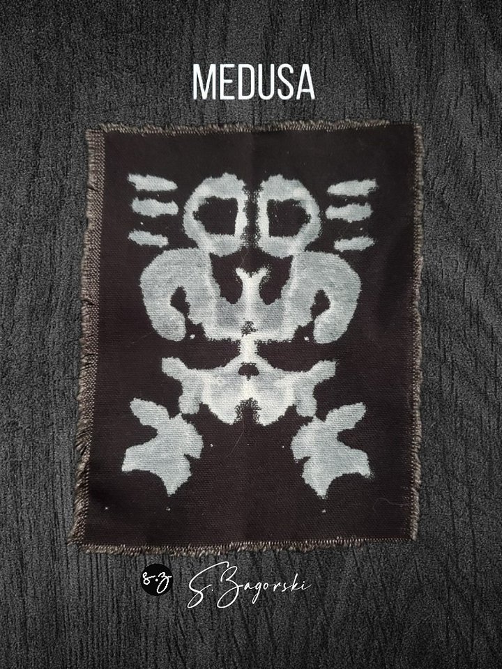 Shadow Scroll | MEDUSA | Mini Masterpiece product image (1)