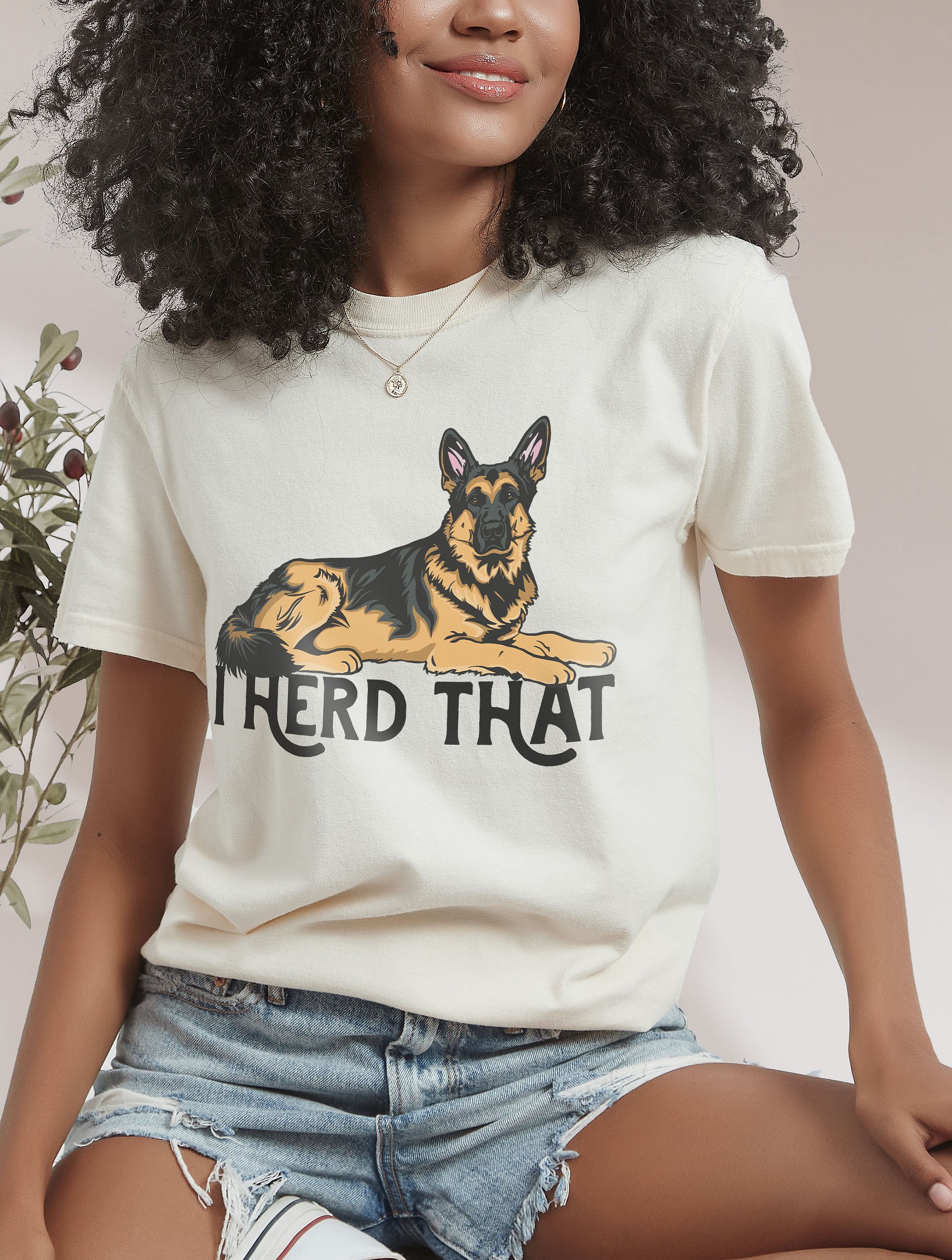 I Herd That German Shepherd 2 | Funny T-Shirt for GSD Paw-rents product image (2)