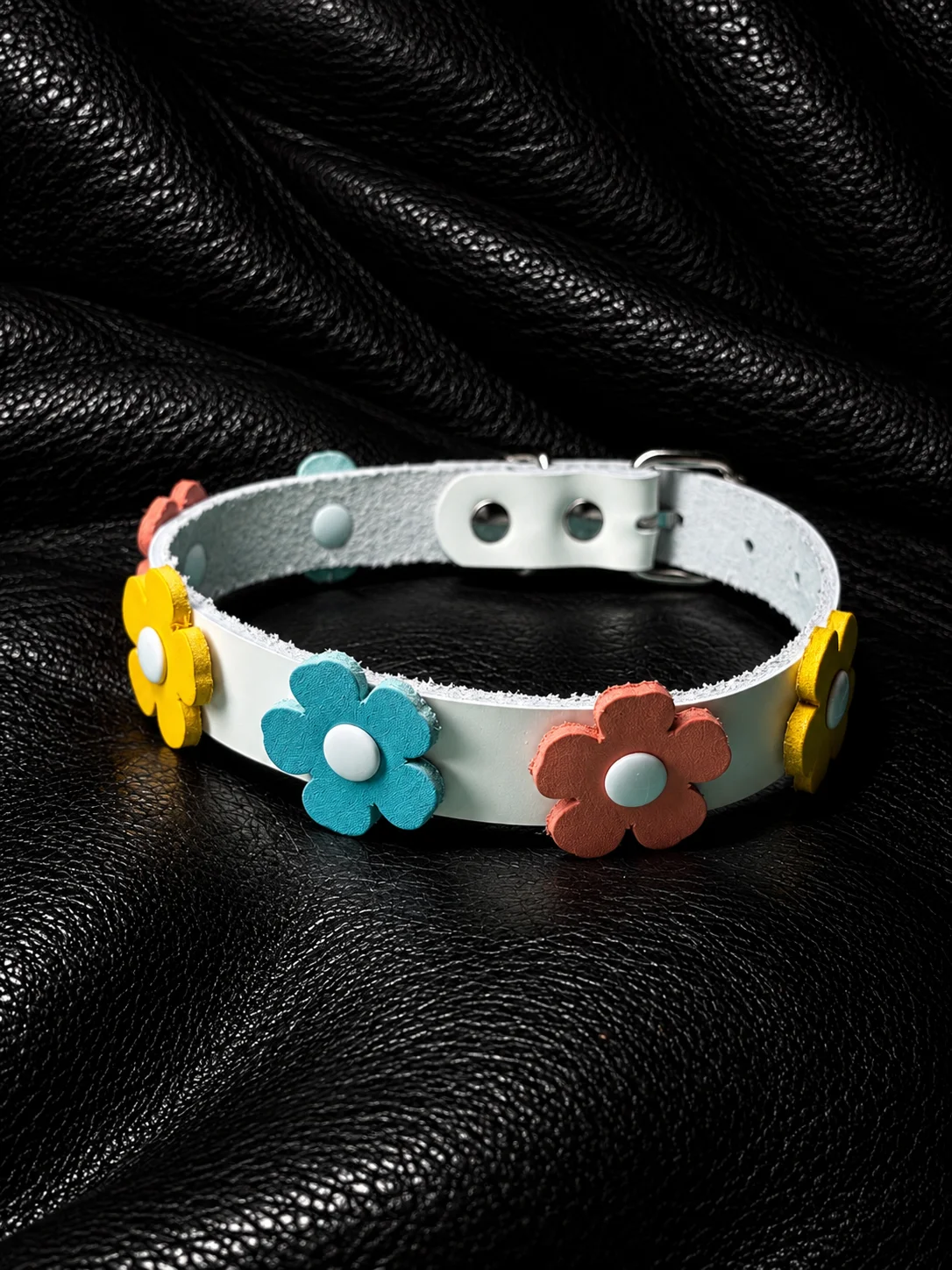 Daisy Choker Collar