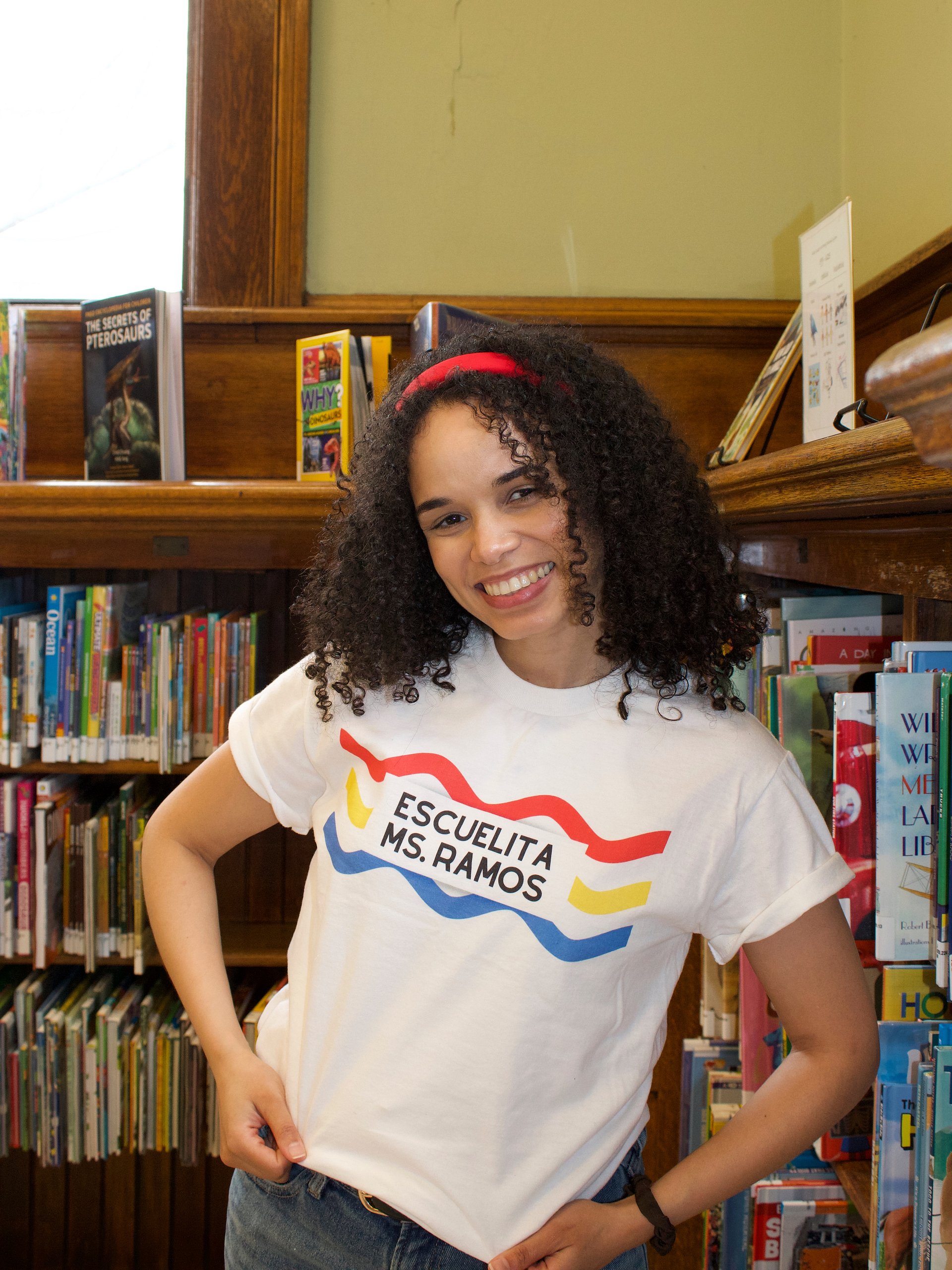 Escuelita Ms. Ramos Women's Gildan T-Shirt product image (1)
