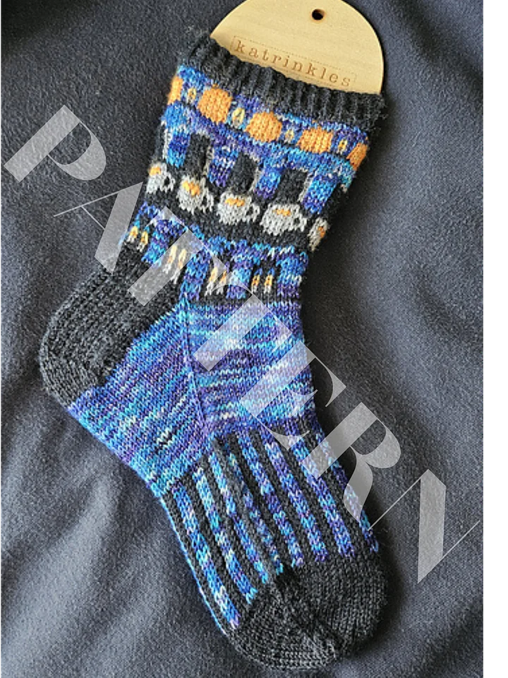Midnight Socks Knitting Pattern PDF product image (1)