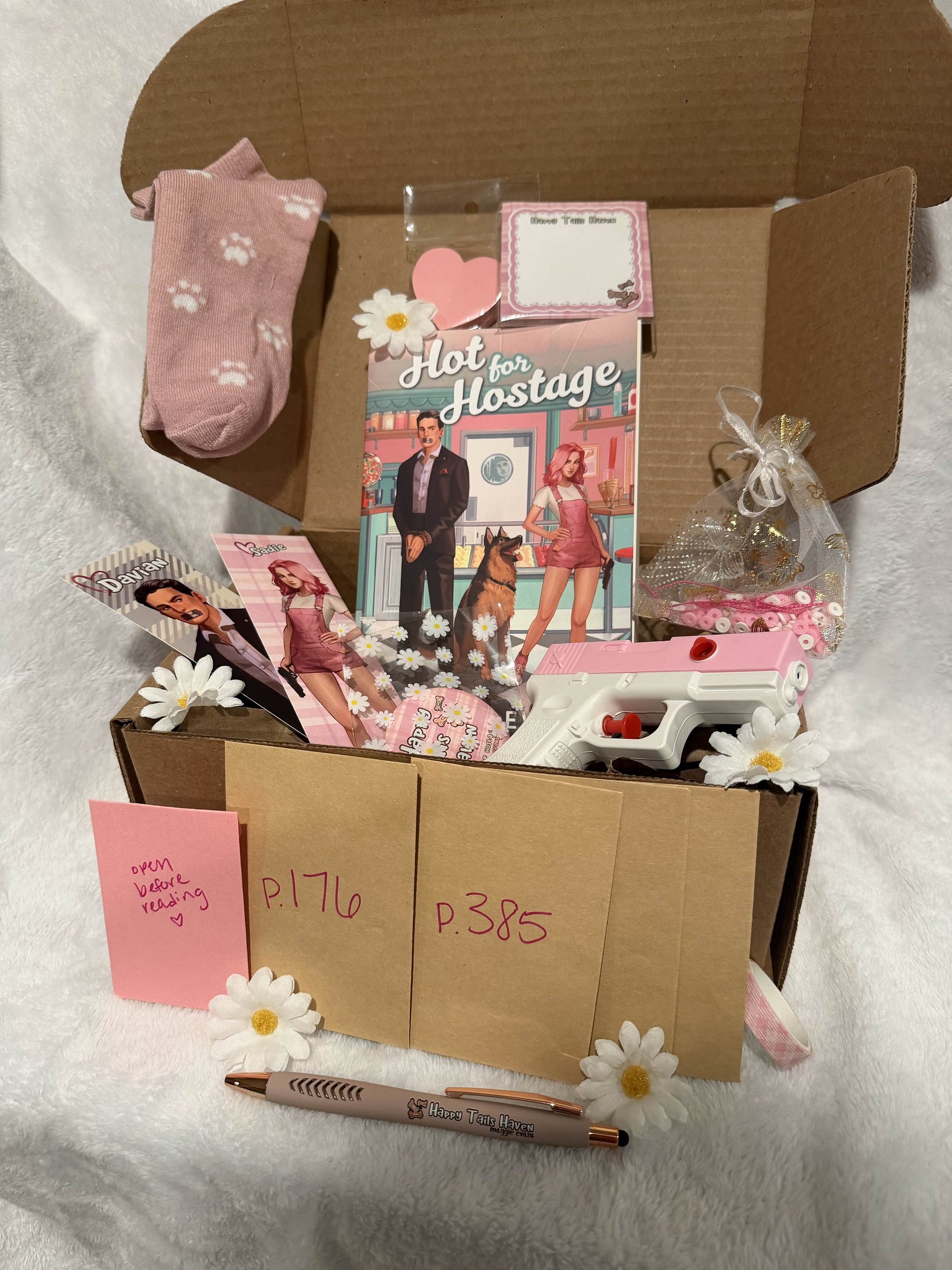 Hot for Hostage Book Box product image (1)