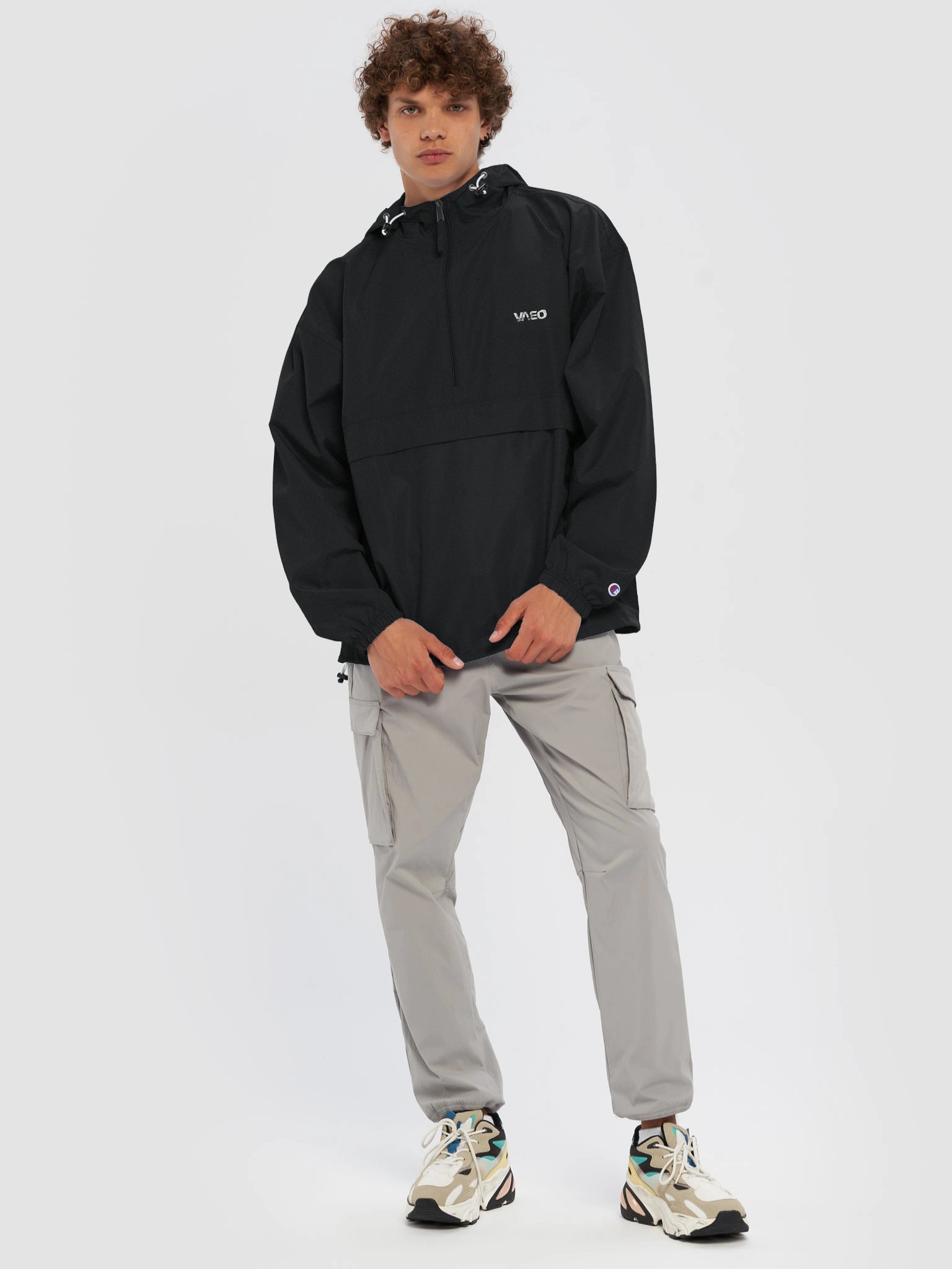 VAEO Shell Windbreaker product image (3)