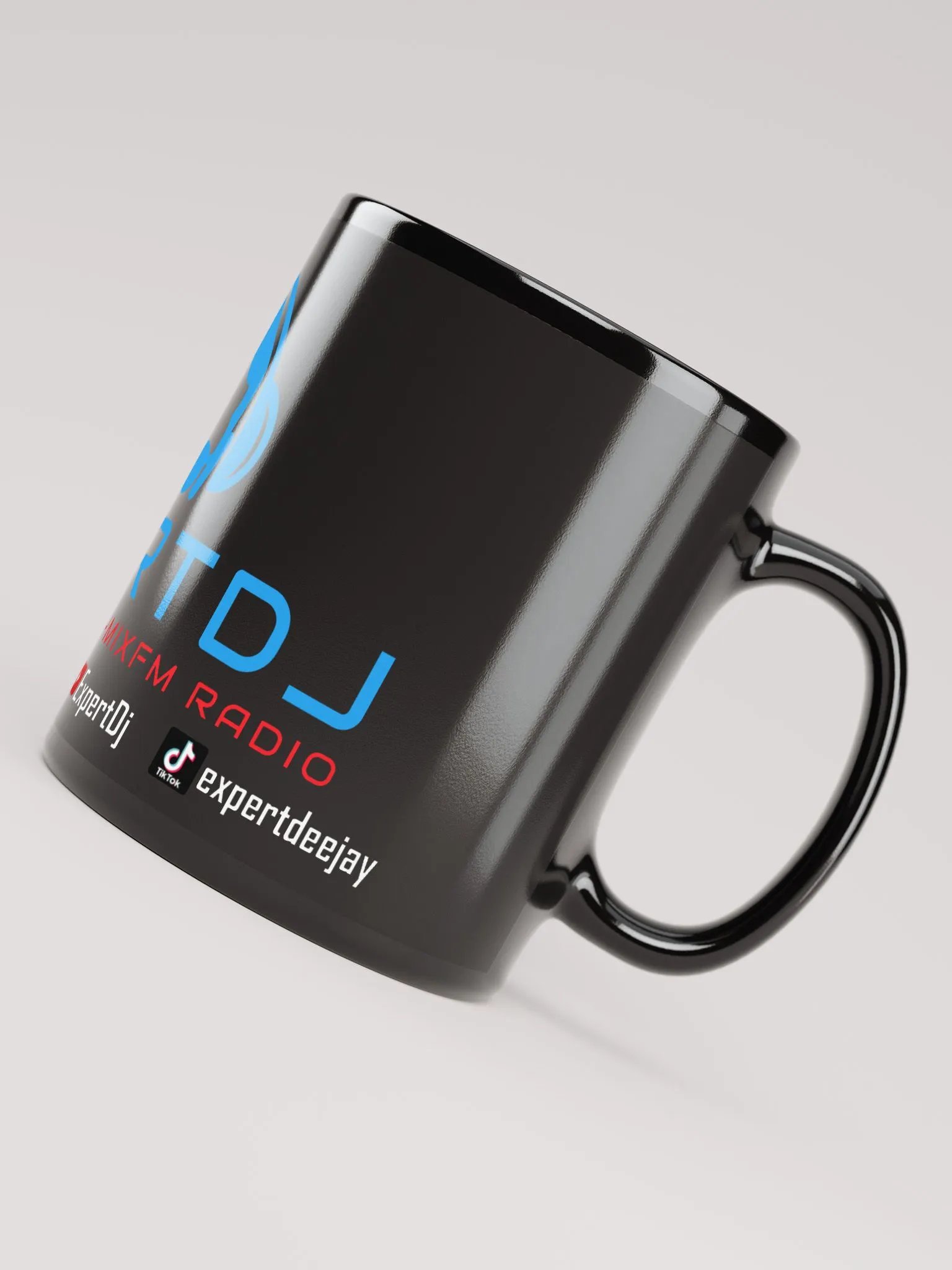 Glossy Mug Black Type 2 product image (4)