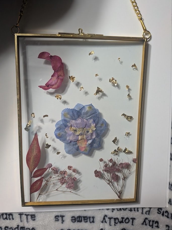 Ghastly In Lavender - Dried Pressed Florals On Glass product image (3)
