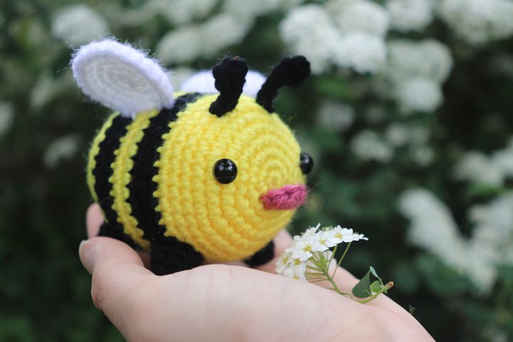 Bramble the Bumblebee PDF product image (2)