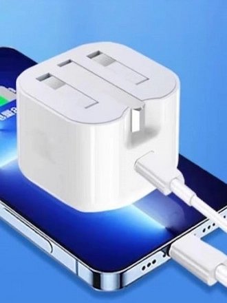 شاحن آيفون سريع 20 واط (رأس + سلك لايتنينج) متوافق مع أجهزة آبل و آيفون product image (5)