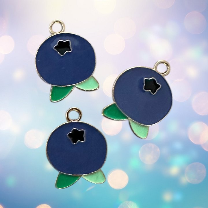 Blueberry Flat Whinny Winners Braid and Bridle Charms for Horses | Little Shop of Ponies product image (1)