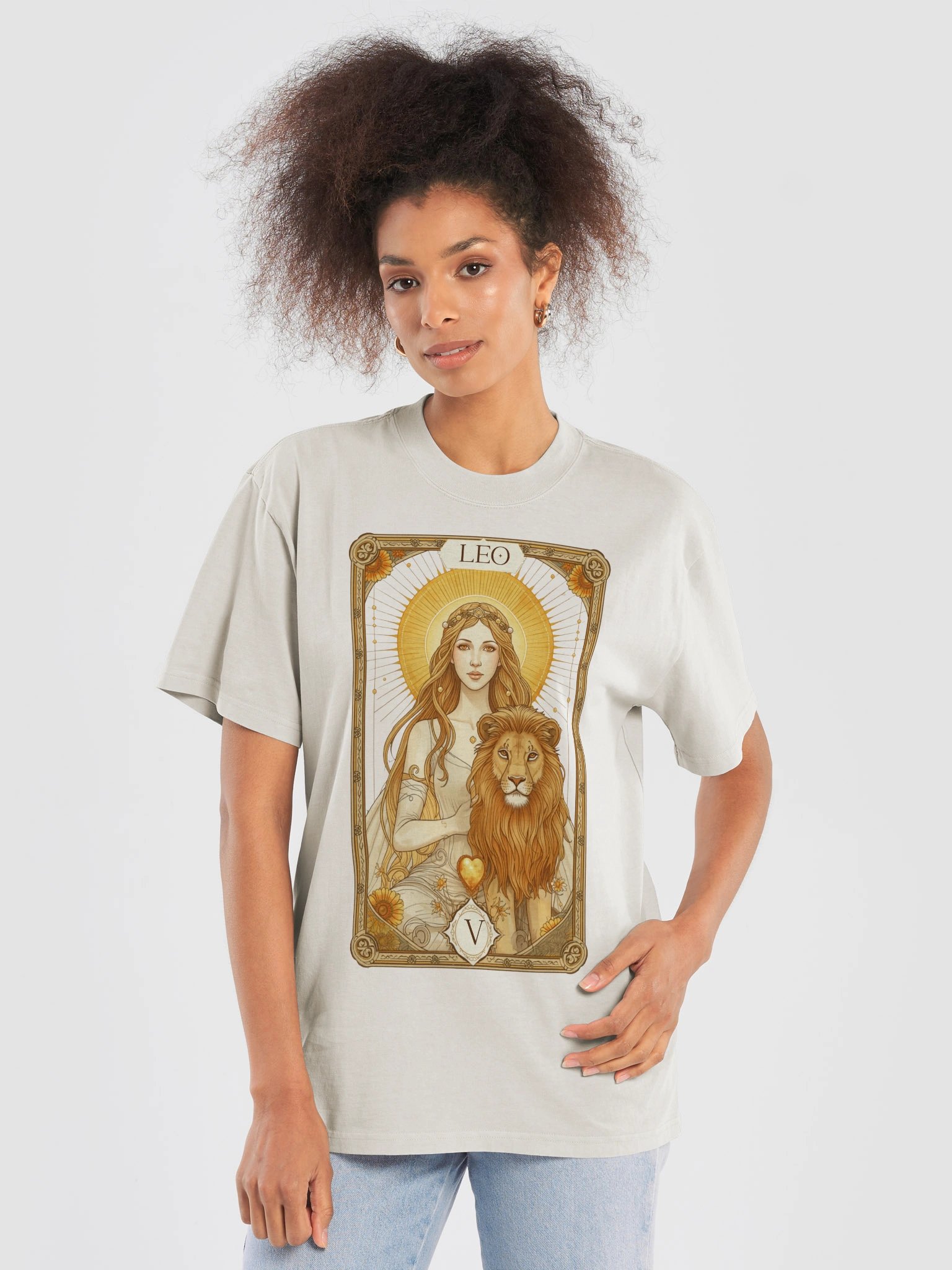 Regal Leo Zodiac Queen Lioness Astrology Star Sign Celestial product image (2)