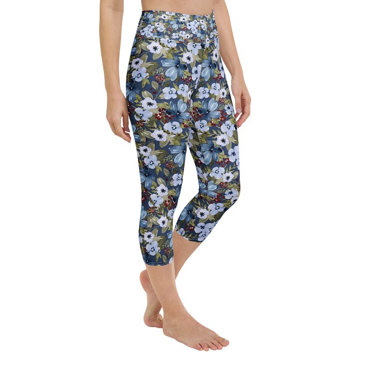 Flowers Garden Capri Leggings product image (2)
