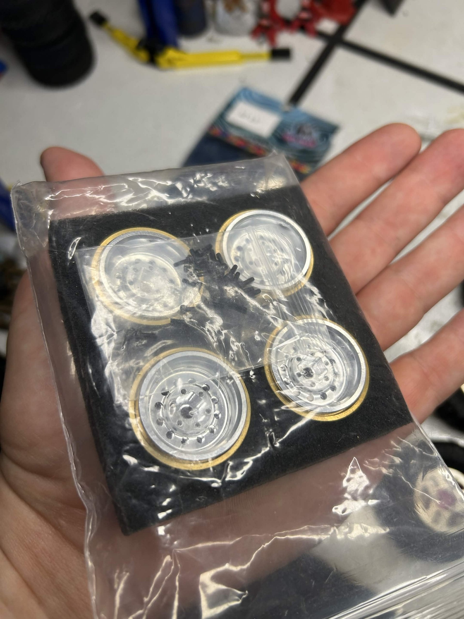 Random stuff product image (5)