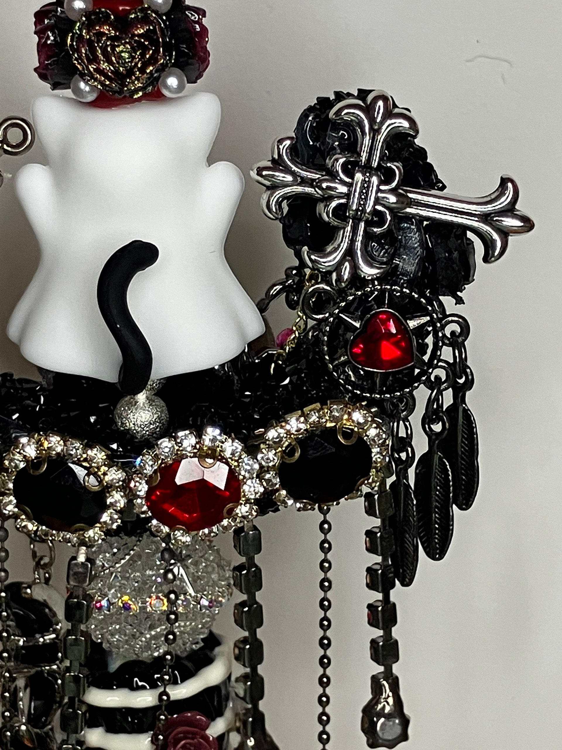 Handmade Gothic Ghost Cat Beaded Pen - Spooky Maximalist Ballpoint with Rhinestones and Charms product image (8)