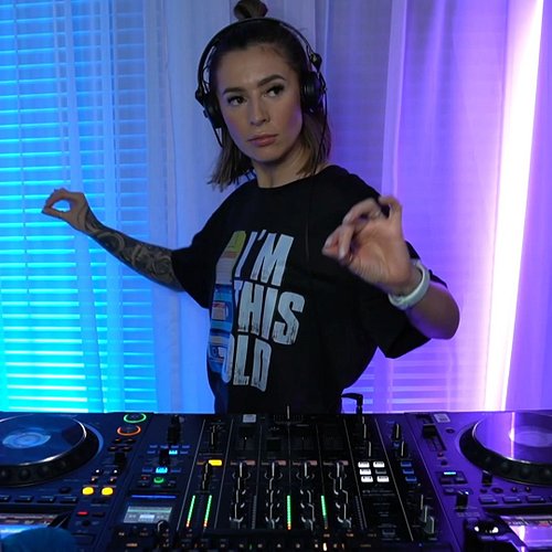 a bit HEAVIER for you 😘

see you on Friday!

:P

#dj #basshouse #ukbass #ukg #djane