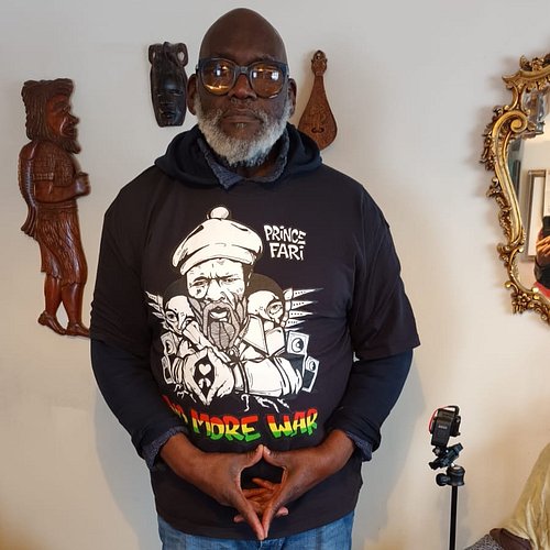 Roy Cousins wearing his @rasterms37 designed shirt🔥

#princefari #princefariofficial #kingcrycry #nomorewar #stopthewar #royc...