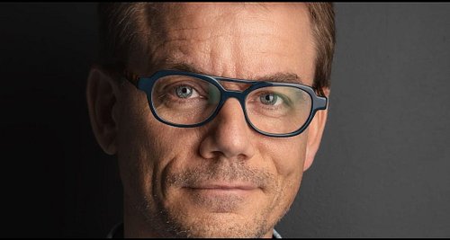 Revenus complémentaires : la fin d'un tabou français ? http://dlvr.it/TTQWf6