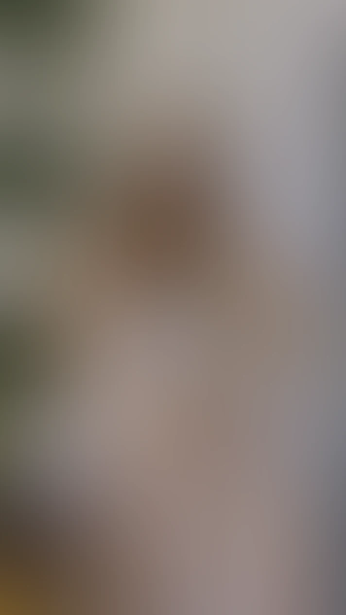 Video thumbnail background