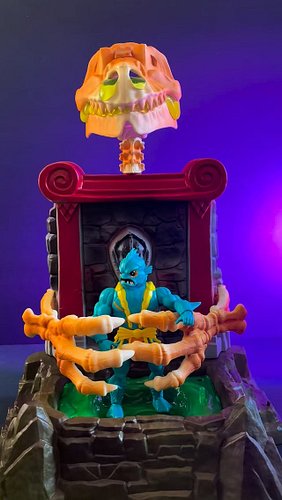 I had the original Slime Pit back in the day. My mom was NOT a fan. This new version is really neat though. The light effect ...