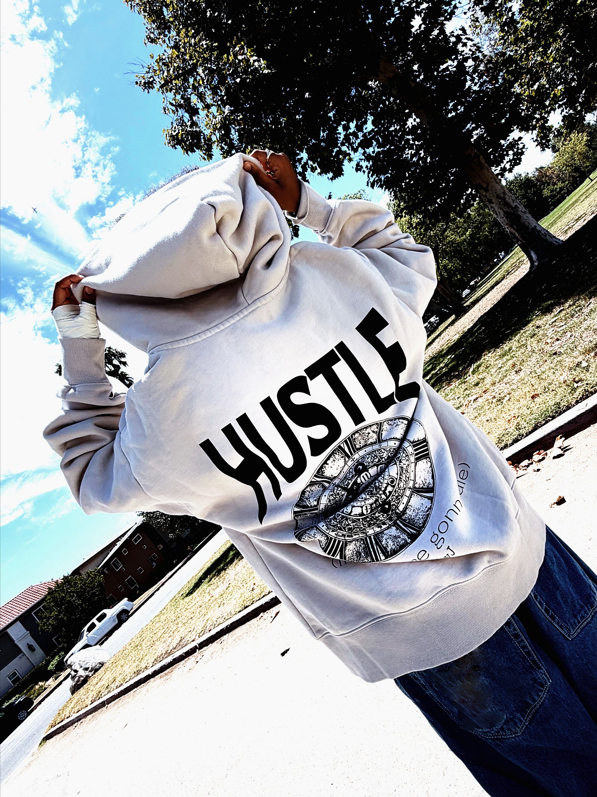 HUSTLE product image (2)