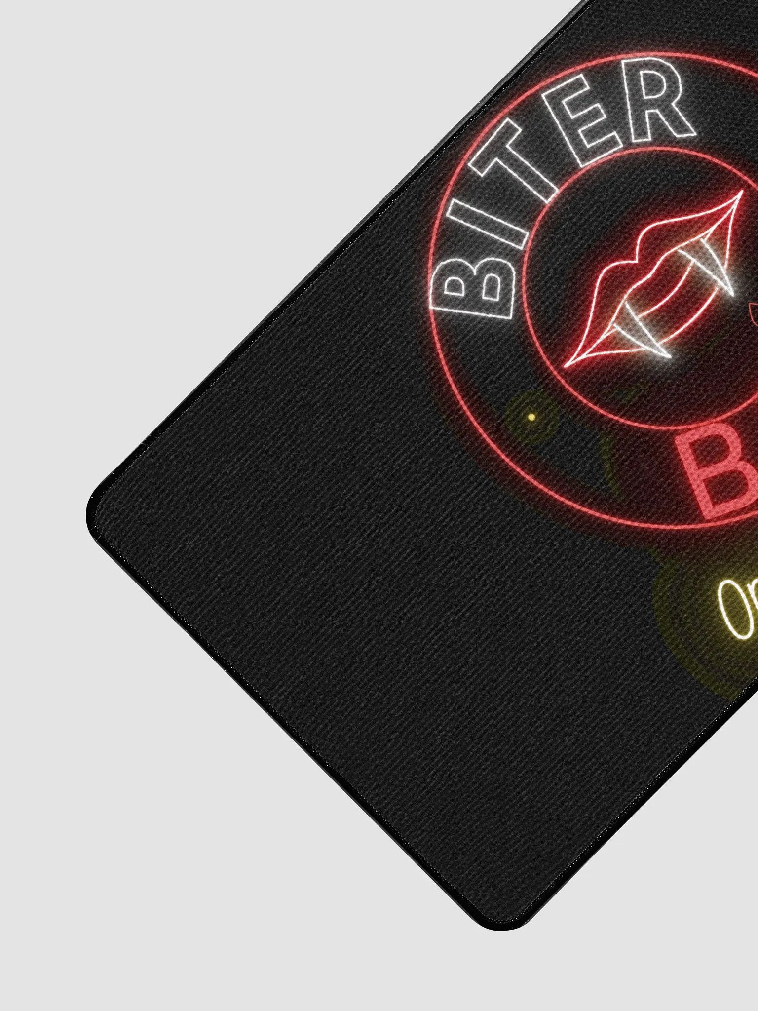 Biter Bar Desk Mat For Hard Working Neck Workers product image (1)