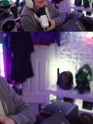 The NEW @turtlebeach Stealth II headset has snuck up on us! 🥷 . #AD #TurtleBeach #Unboxing #Gaming #TechTok