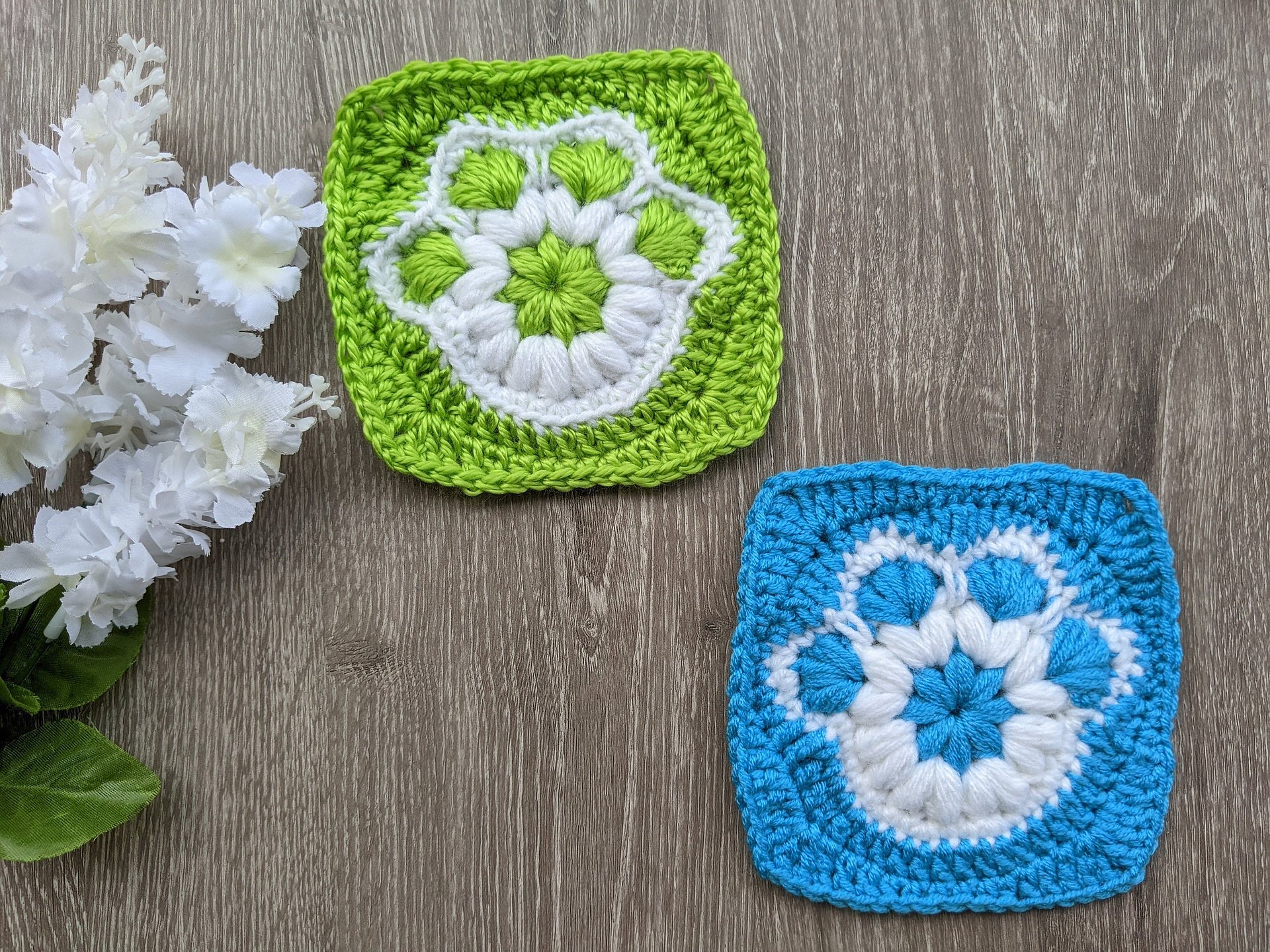 Crochet Paw Print Granny Square Pattern product image (3)