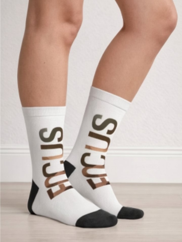 Nature-Inspired Focus Crew Socks product image (1)
