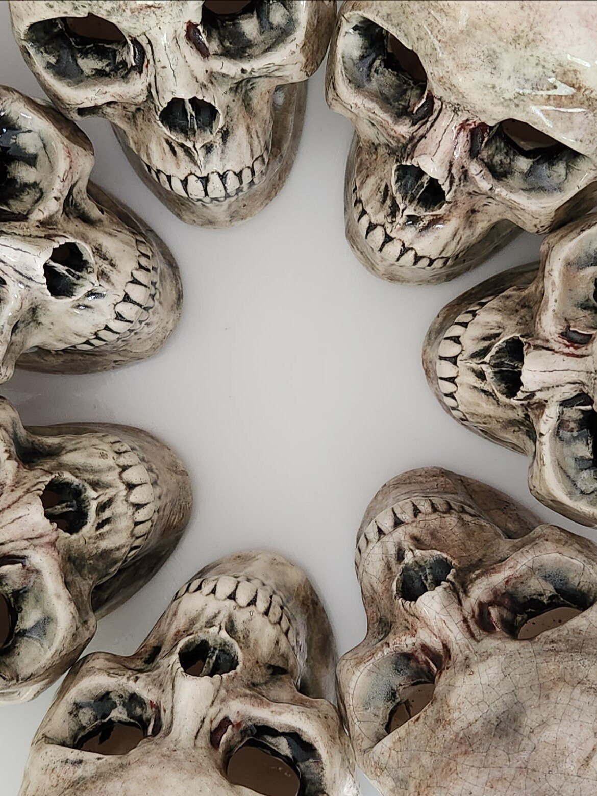 Creepy Skull Lamp product image (9)