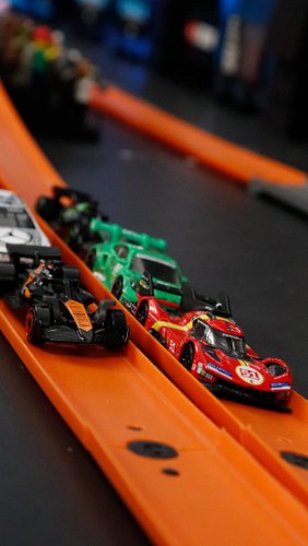 Day 3 of the Hot Wheels Festival of Speed introduces some track cars to the track. Which series is faster? 

#f1 #hotwheels #...