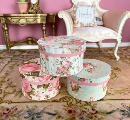 1:6 scale printable PDF hatboxes for 12" fashion dolls product image (1)