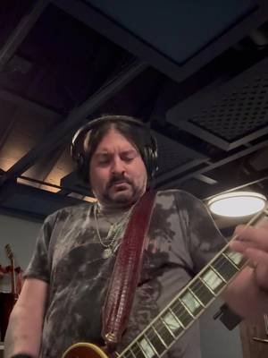 A little behind the scenes from recording “Vengeance is Mine” 🎸 Coming soon! Make sure to follow to be the first to hear when it drops. #InStudio #BTS #rocklegends #KBB #SouthernRock @twowolfofficial